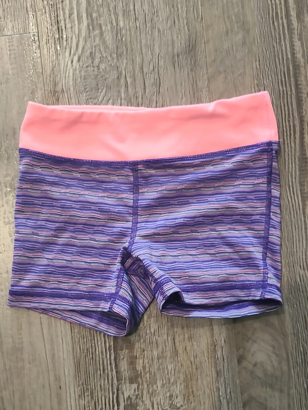 Disney Frozen Graphic Tee & Purple Striped Shorts Set Size Small 6/7